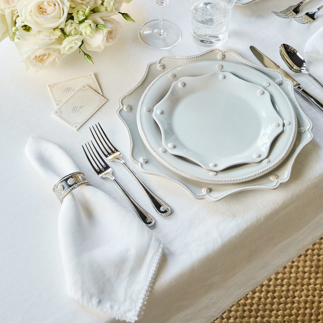 Berry Scallop 60" x 120" Tablecloth - White