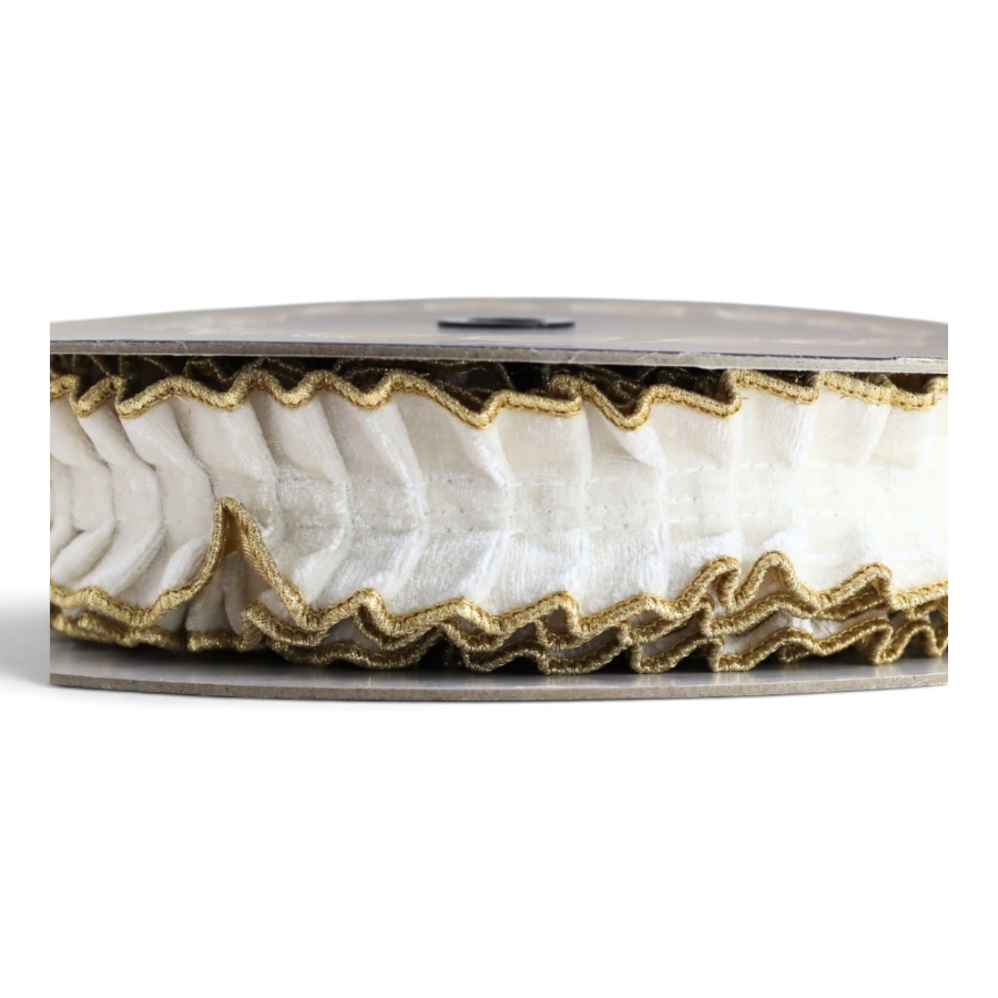 White Velvet Pleated Metallic Dupion DBL Fusedx1.5