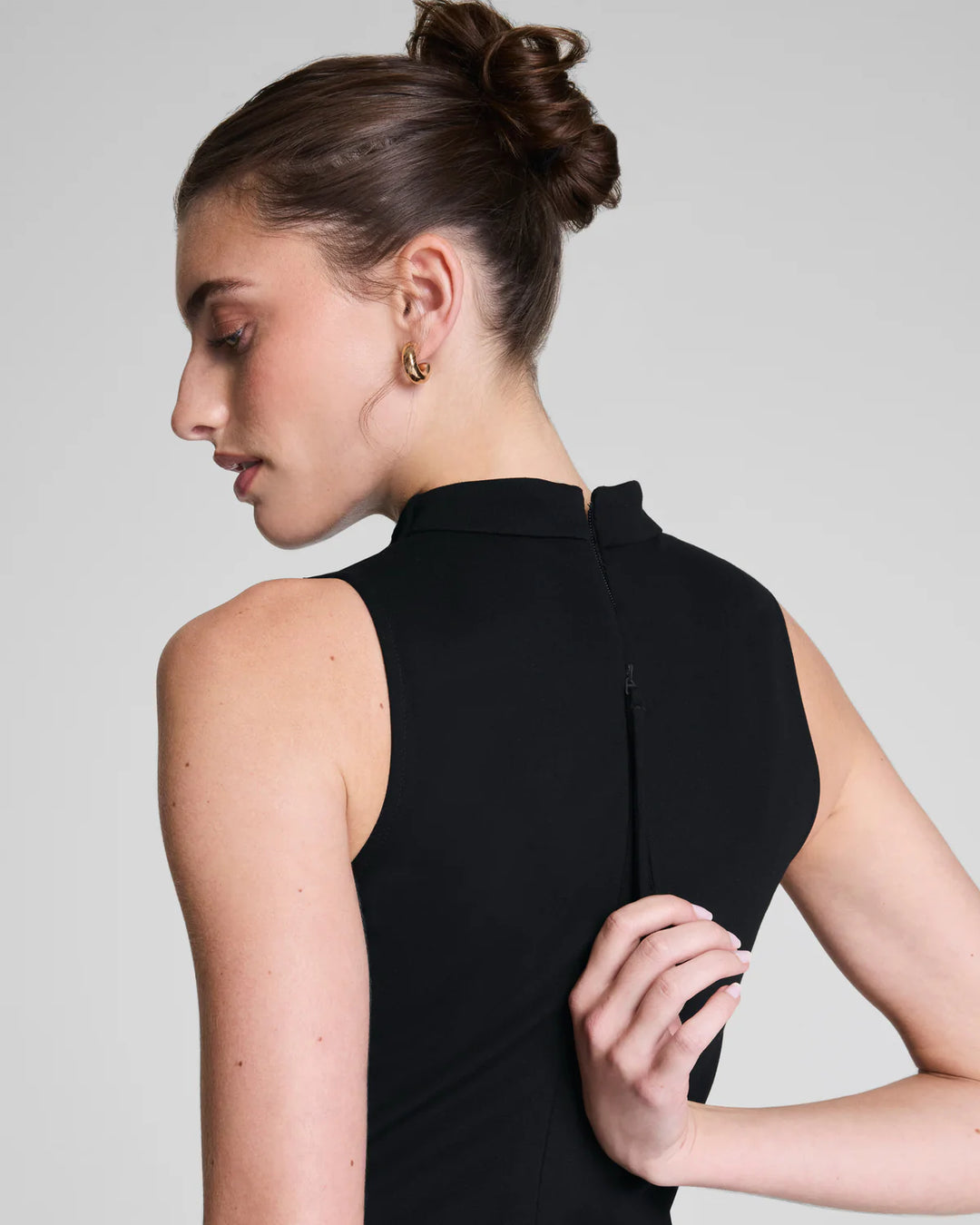 Ponte Sleeveless Midi Dress (classic black)