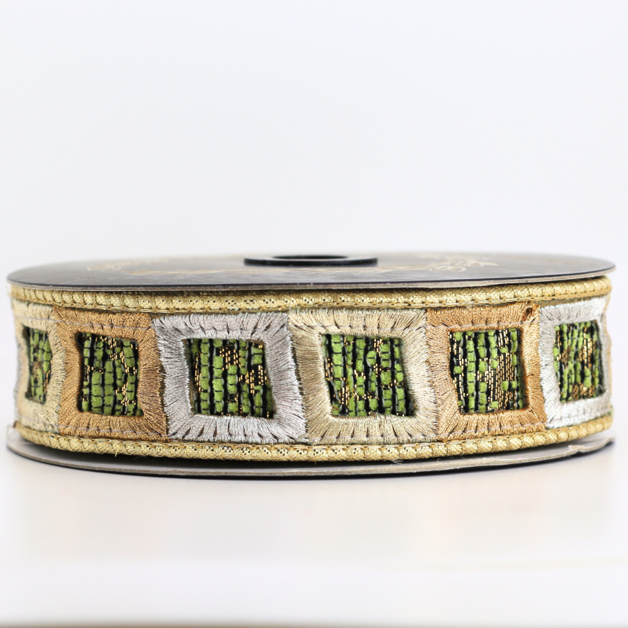 Chenille Metallic Sq Trim Metallic Dupion Platinum/Green/Gold