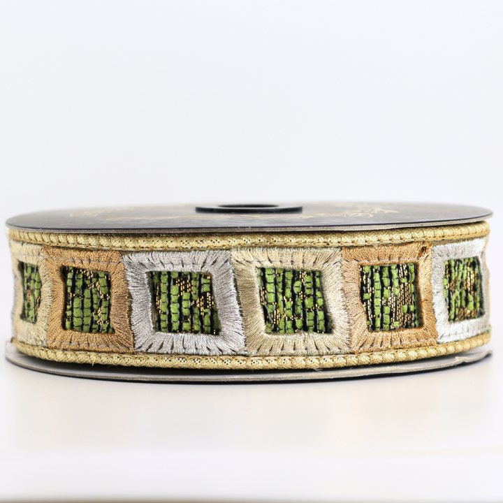 Chenille Metallic Sq Trim Metallic Dupion Platinum/Green/Gold