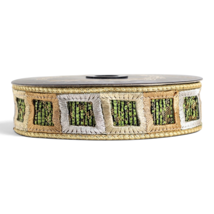 Chenille Metallic Sq Trim Metallic Dupion Platinum/Green/Gold
