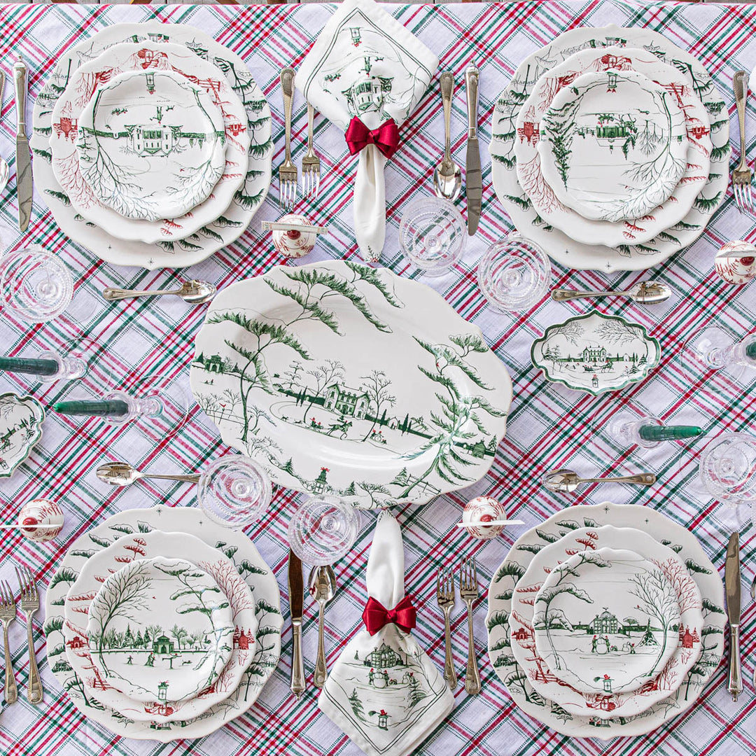Country Estate Winter Frolic Charger/Platter - Evergreen