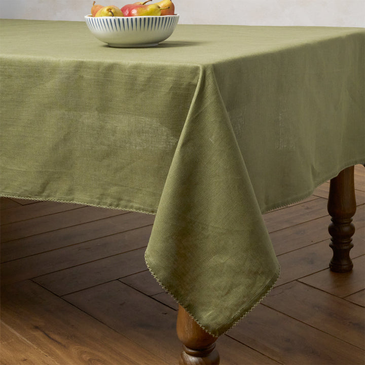 Berry Scallop 60" x 120" Tablecloth - Sage