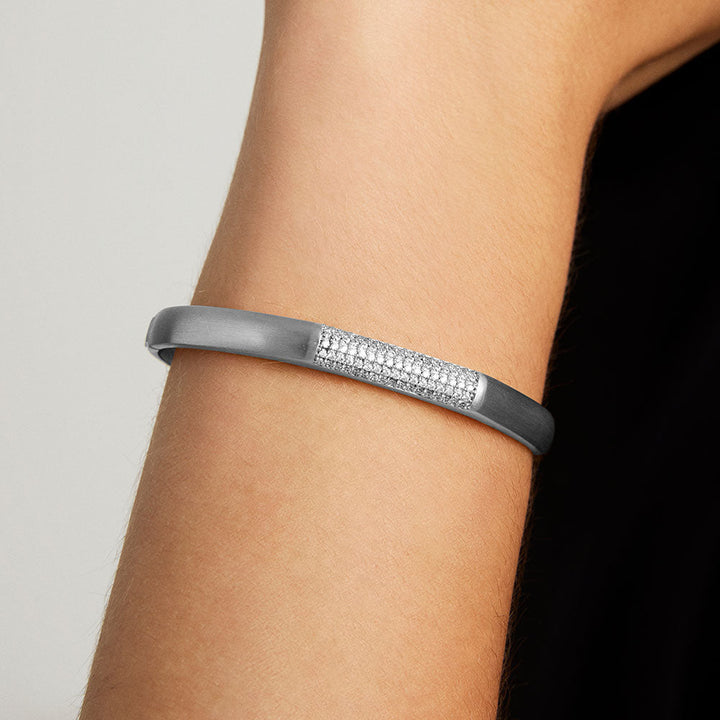 Juliette Pavé Bangle