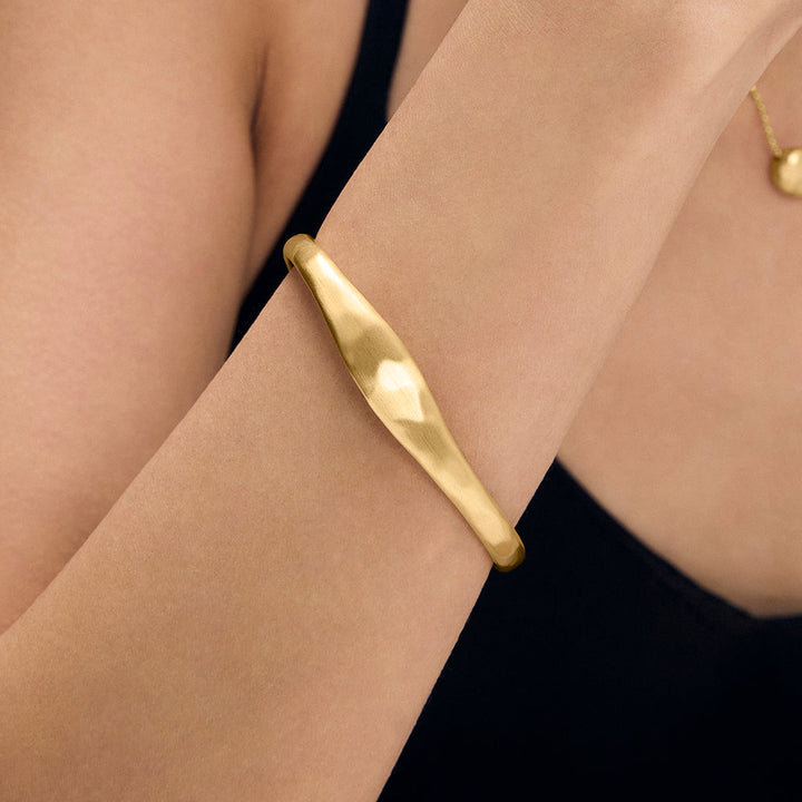 Serra Cuff