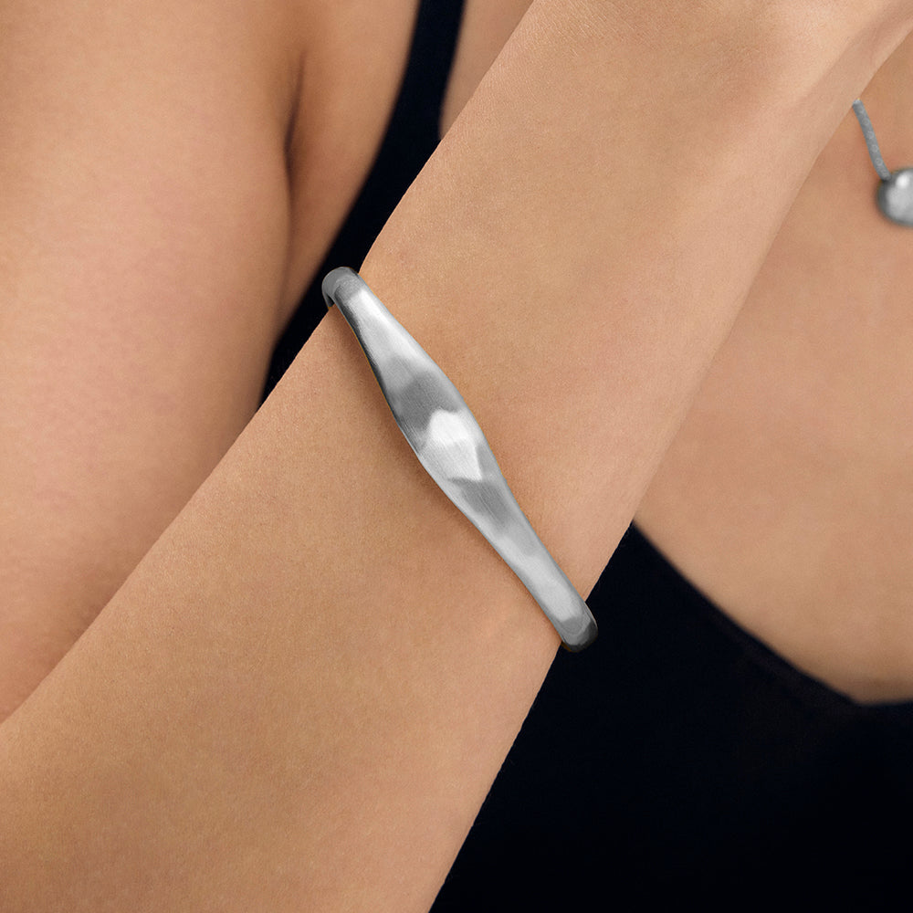 Serra Cuff