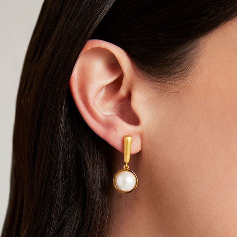 Catalina Droplet Earrings - Gold / Pearl