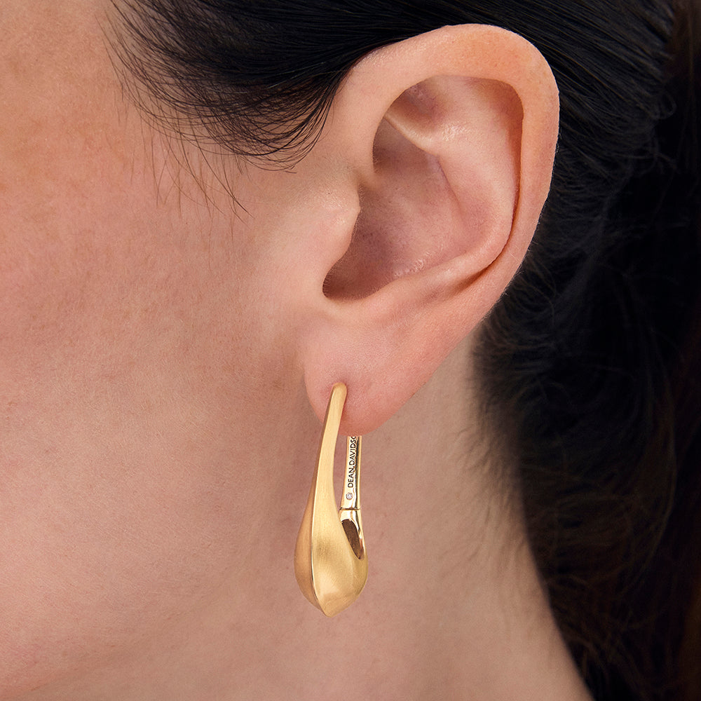 Phuket Hinged Hoops