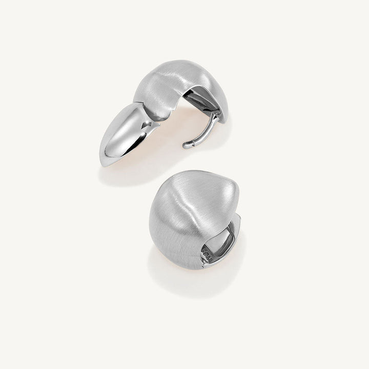 Serra Huggie Hoops