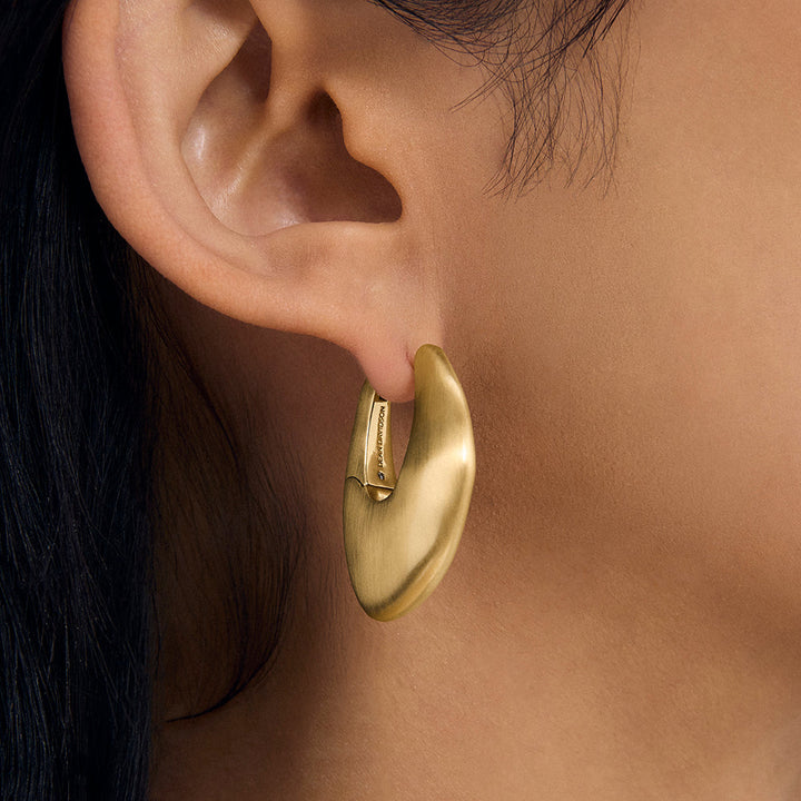 Serra Hinged Hoops
