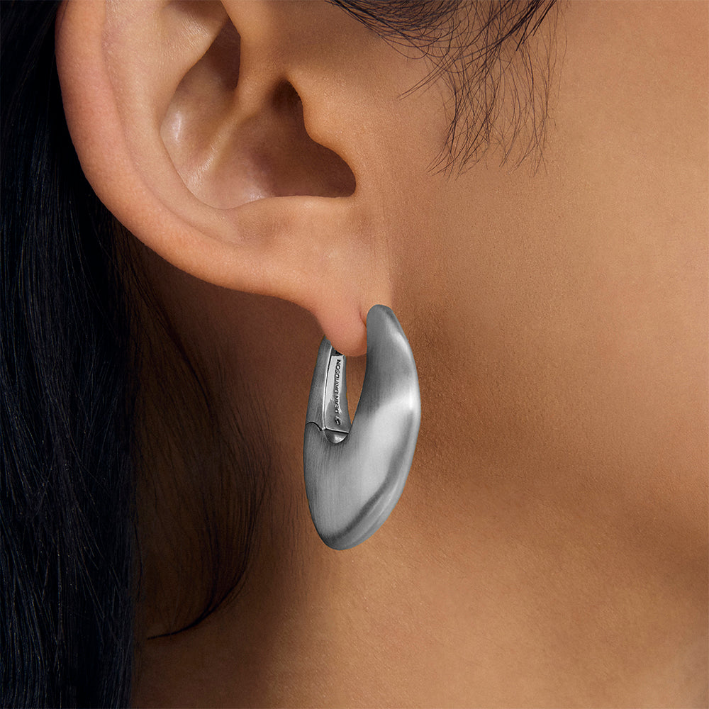 Serra Hinged Hoops