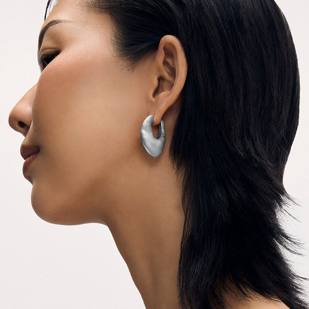 Serra Hinged Hoops