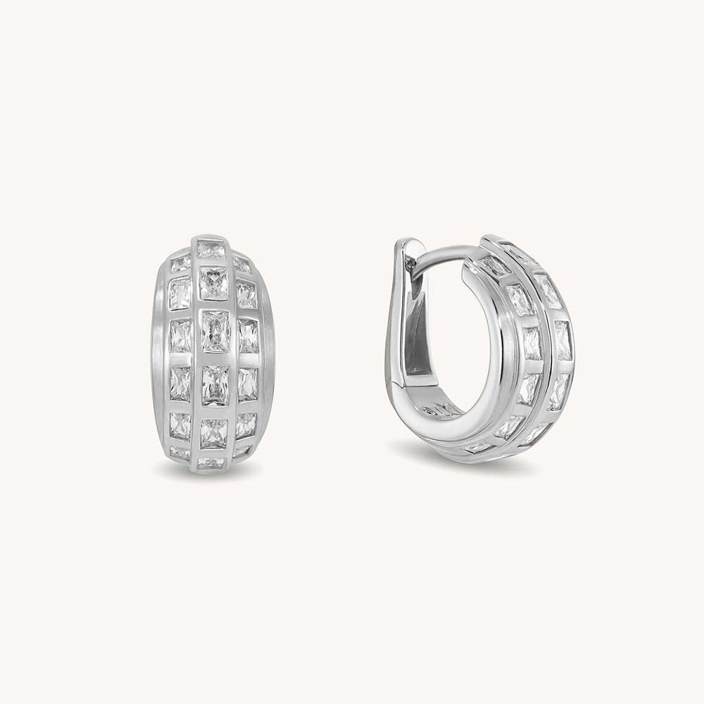 Gia Huggie Hoops