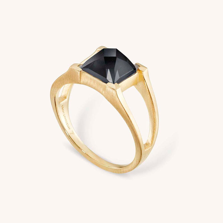 Petite Plaza Ring