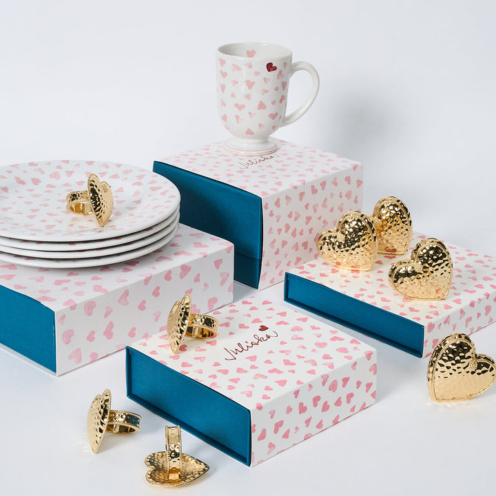 Berry &amp; Thread Heart Place Card Holder Set/4 - Gold