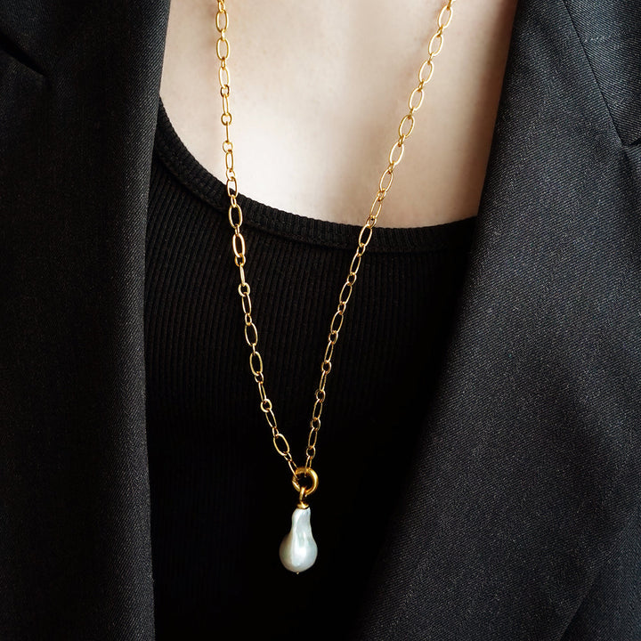 Florence Long Pendant Necklace