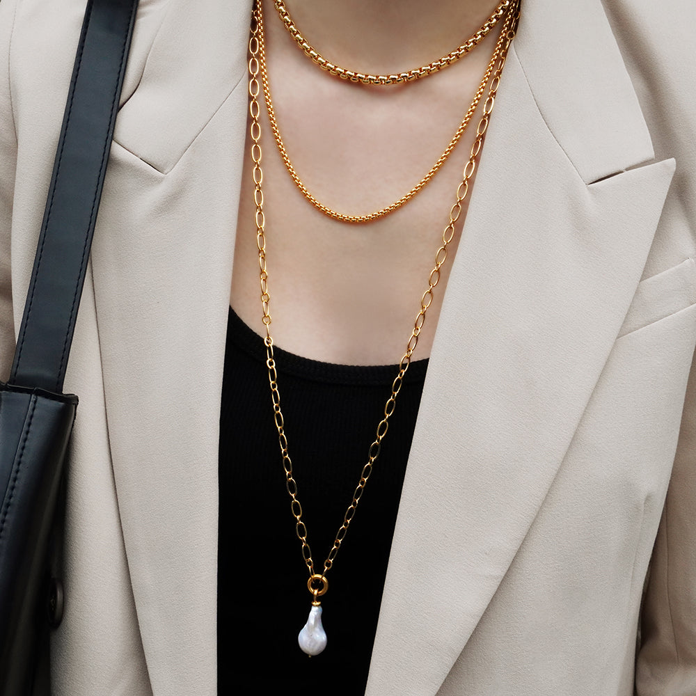 Florence Long Pendant Necklace