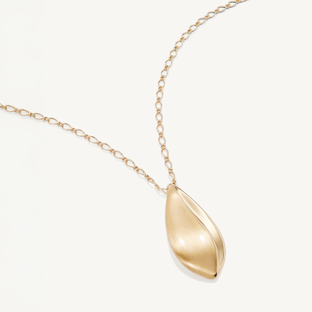 Tao Long Necklace
