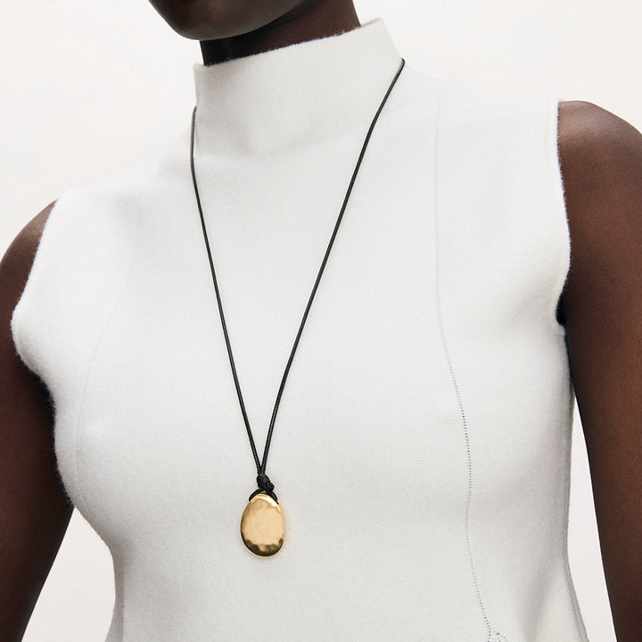 Serra Long Pendant Necklace