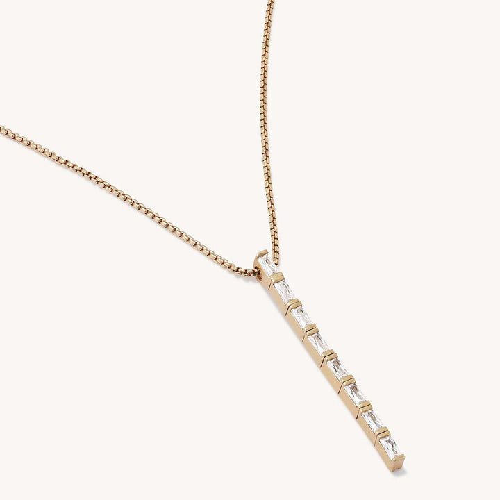 Gia Lariat