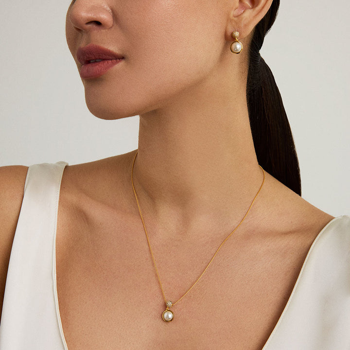 Pavé Pearl Necklace