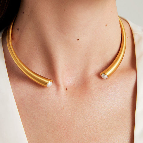 Knockout Collar Necklace - Gold / Pearl