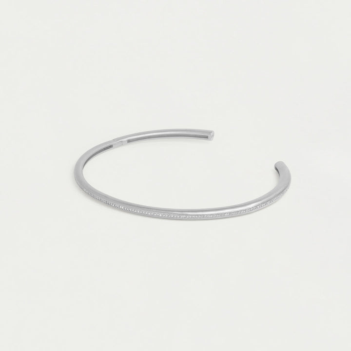 Colette Pavé Collar