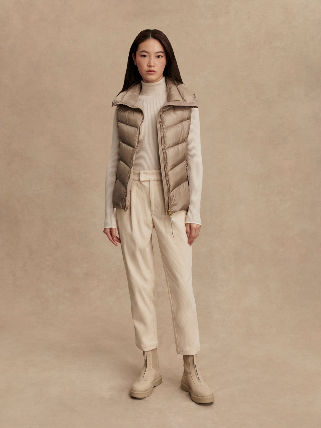 Bextor Lightweight Down Gilet (Simply Taupe)