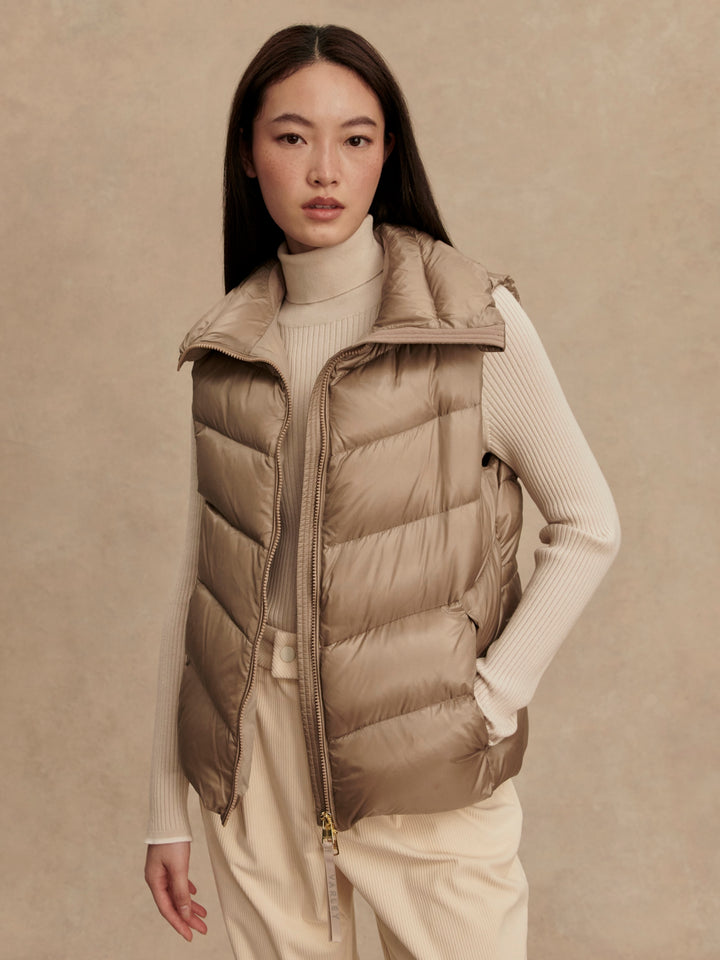 Bextor Lightweight Down Gilet (Simply Taupe)