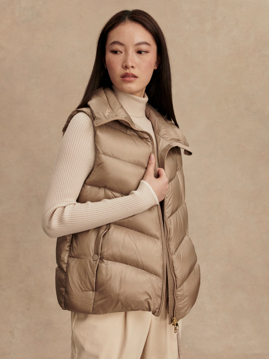 Bextor Lightweight Down Gilet (Simply Taupe)