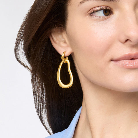 Wave Doorknocker Earring