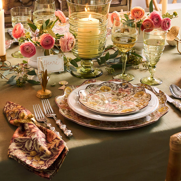 Berry Scallop 60" x 120" Tablecloth - Sage