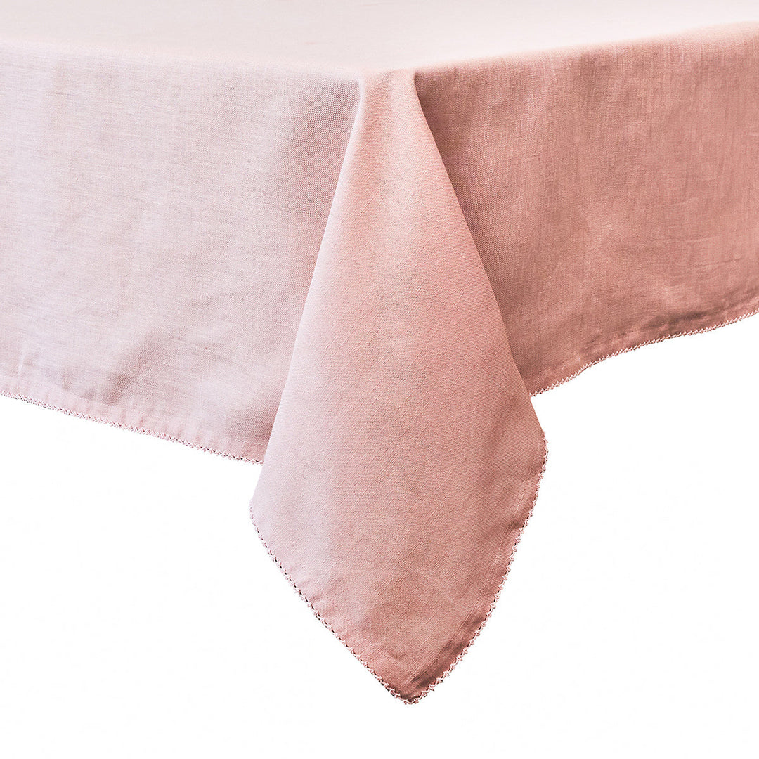 Berry Scallop 60" x 120" Tablecloth - Pink