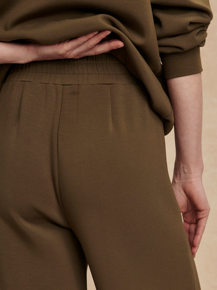 The Extra Wide Leg Pant 29.5 (Military Olive)