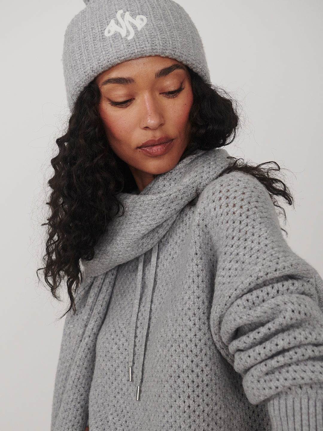 Melchie Relaxed Knit Hoodie (Grey Marl)