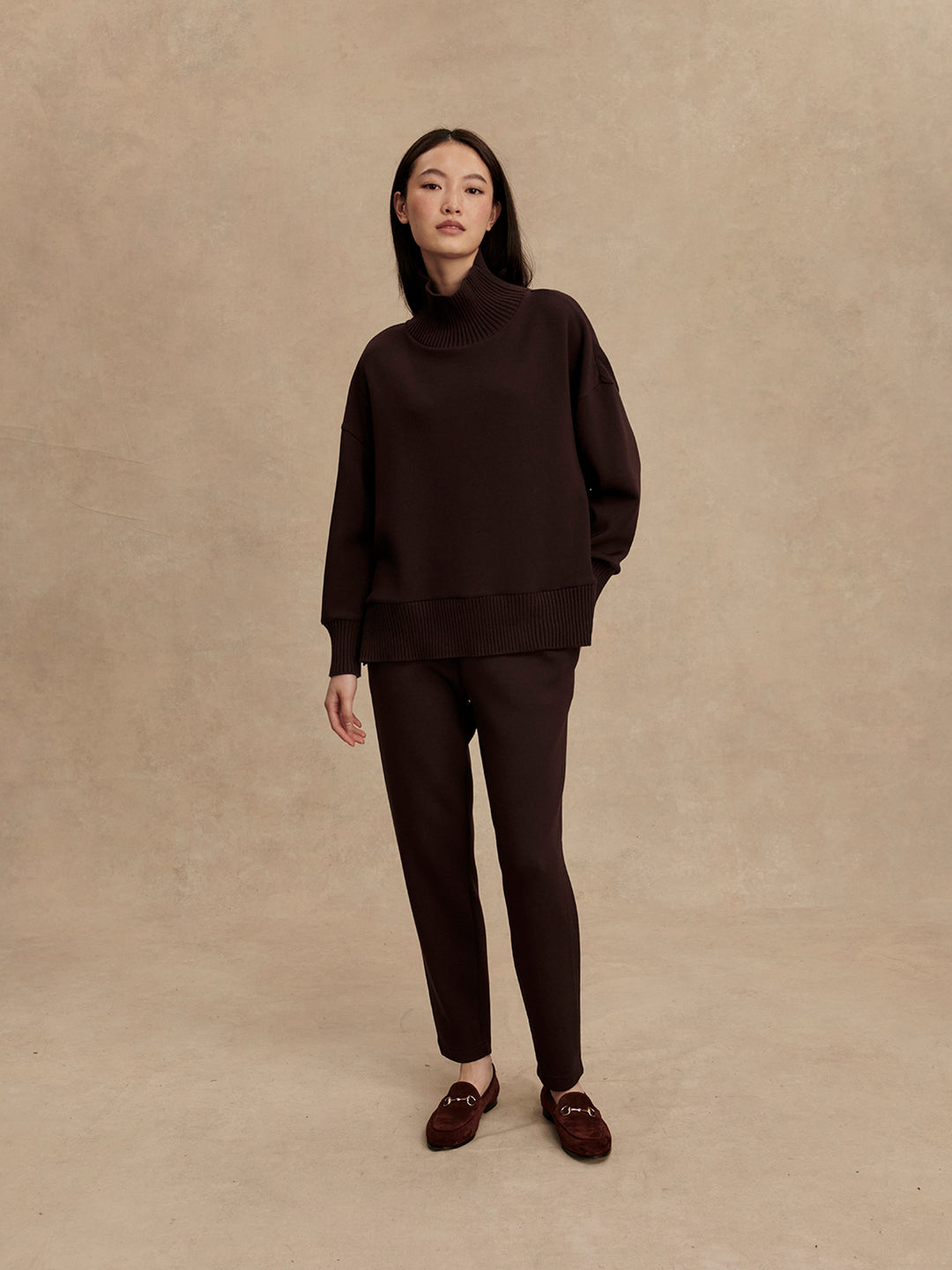 Barker High Neck Sweat (Coffee Bean)