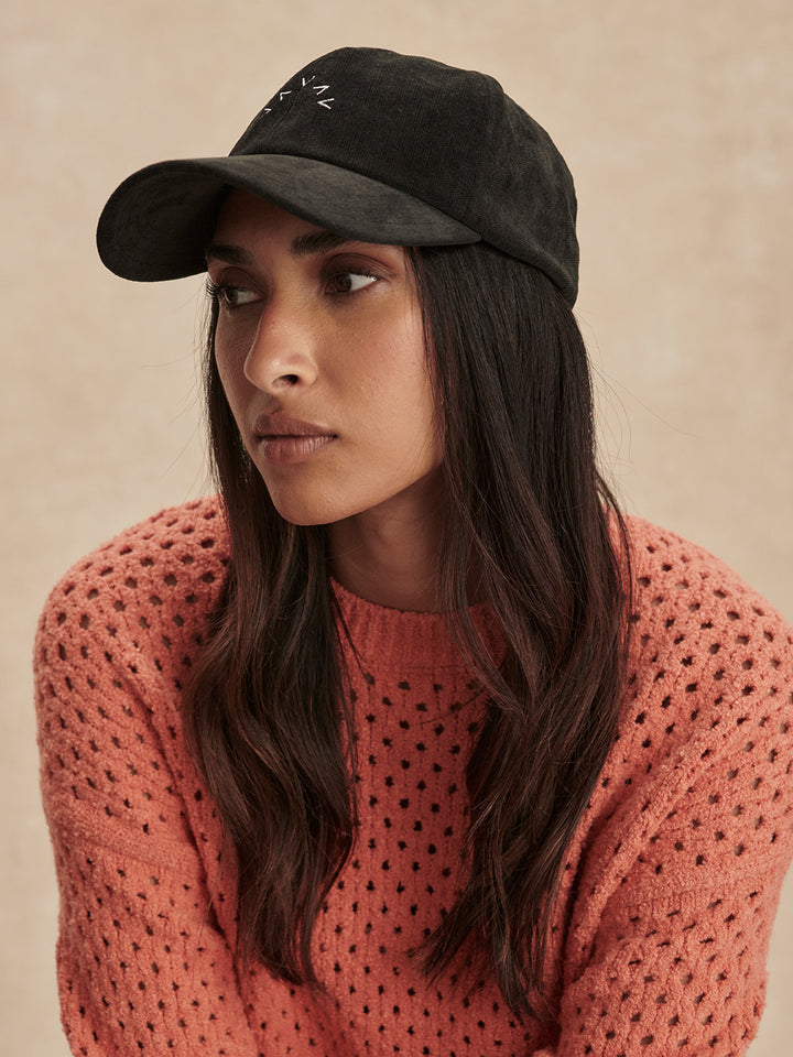 Franklin Cap (Black / Ivory)