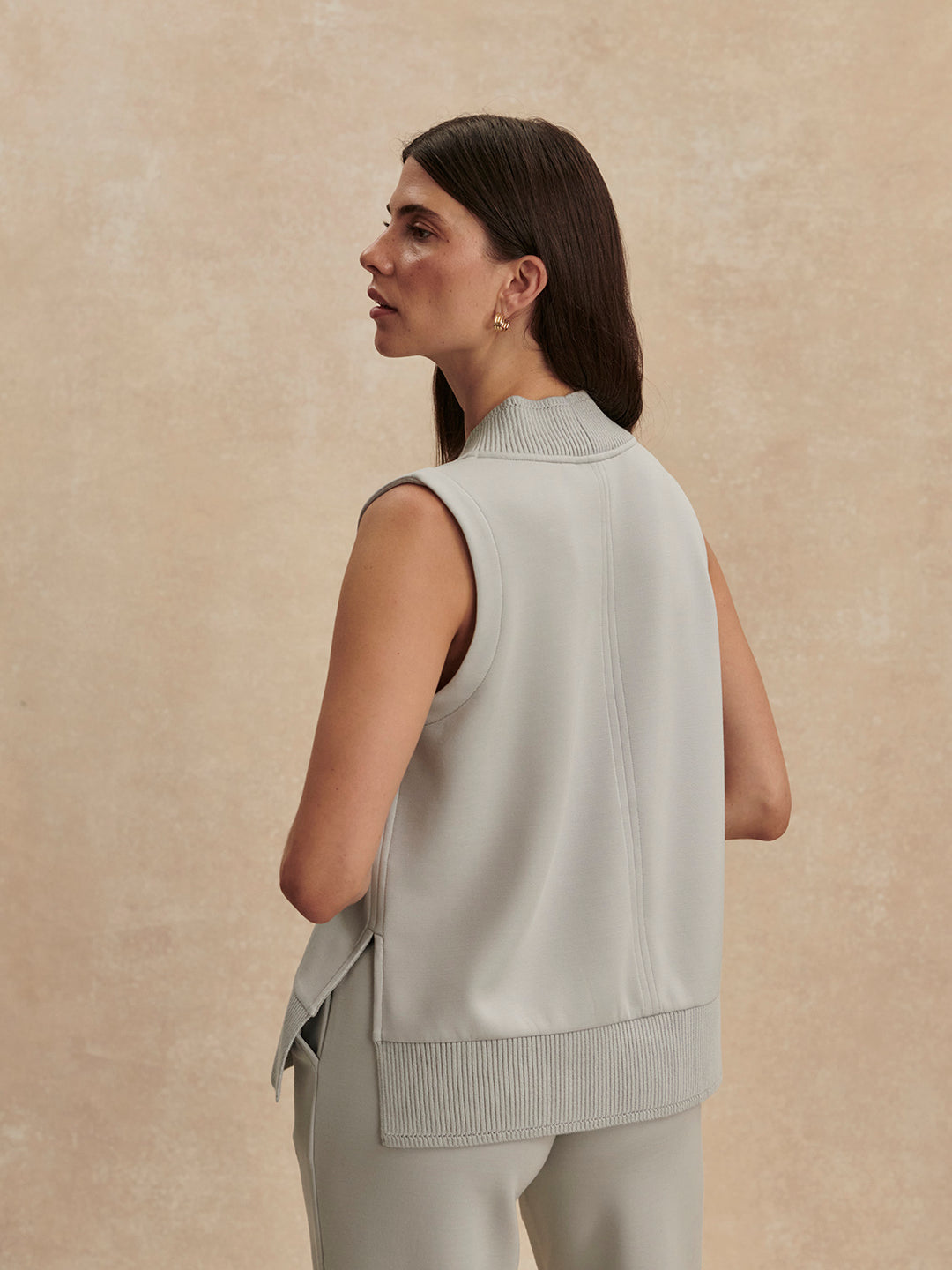 Freida V Neck Tank (Blue Clay)