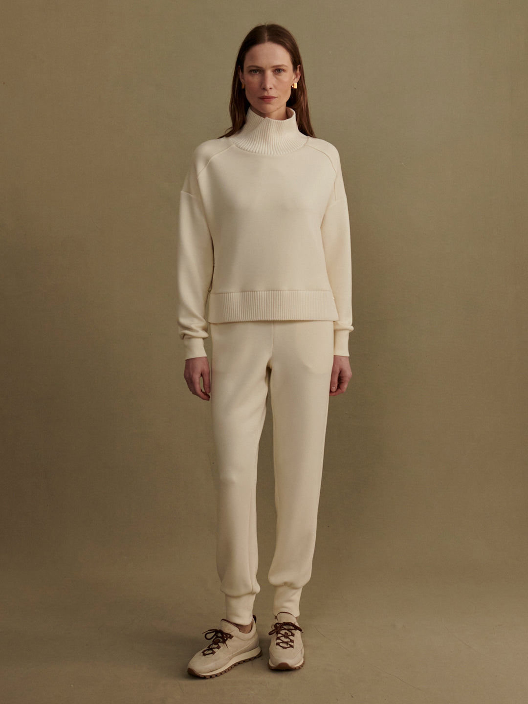 Celia High Neck Crop Sweat (Pristine)