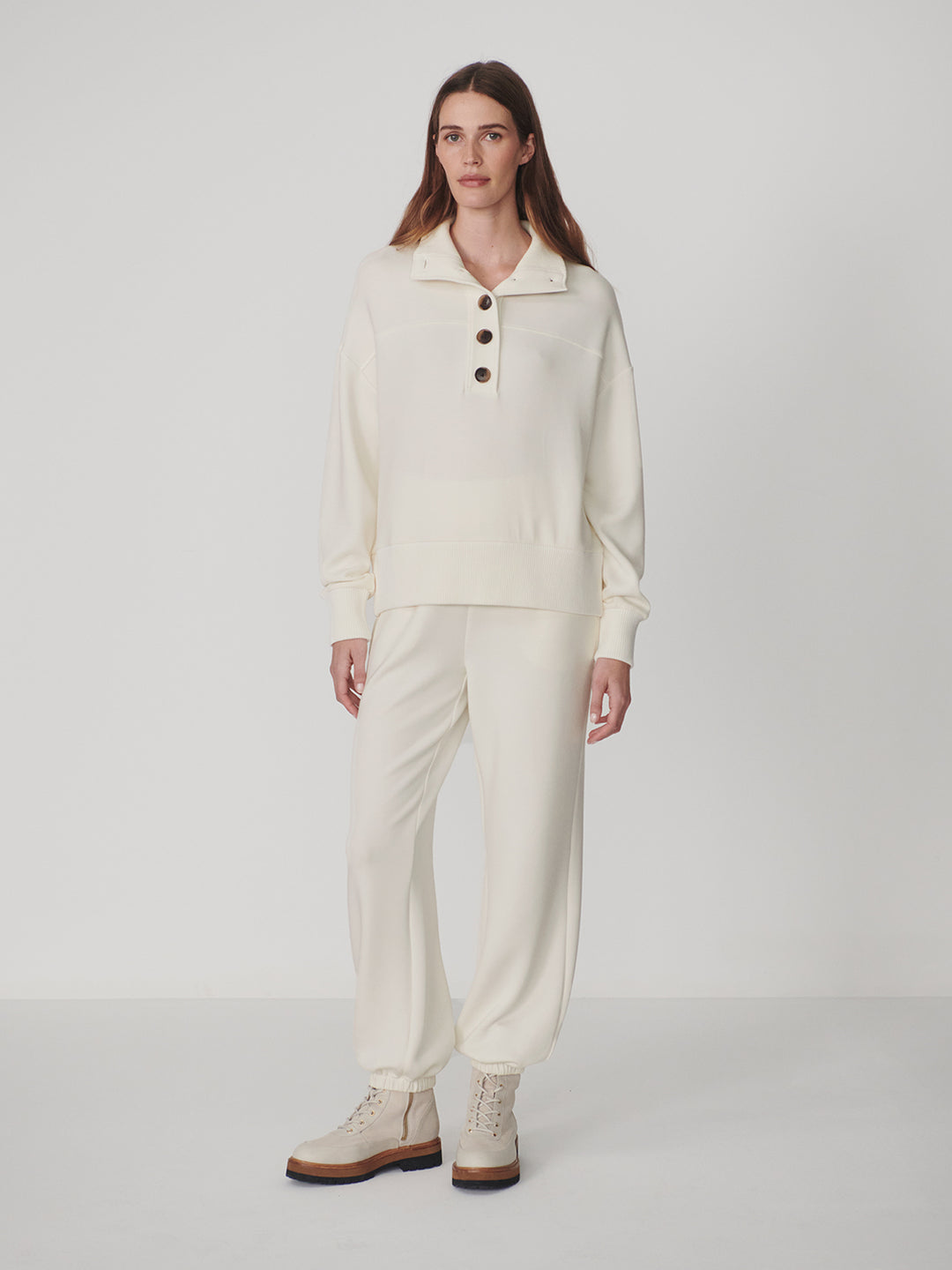 Bronya Button Placket Sweat (Pristine)