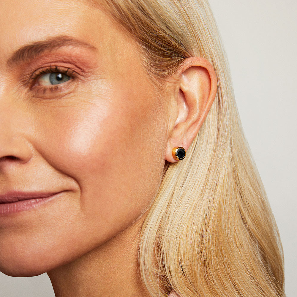 Signature Midi Knockout Studs - Gold / Black Onyx