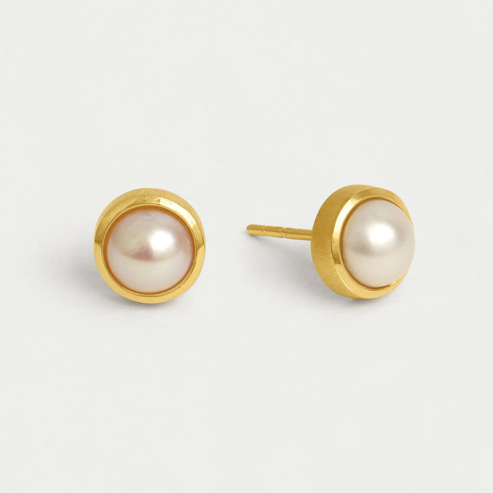 Signature Midi Knockout Studs - Gold / - Pearl