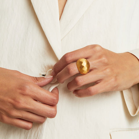 Manhattan Statement Ring - Gold