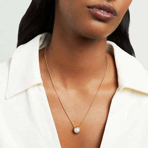 Signature Knockout Pendant - Gold / Pearl